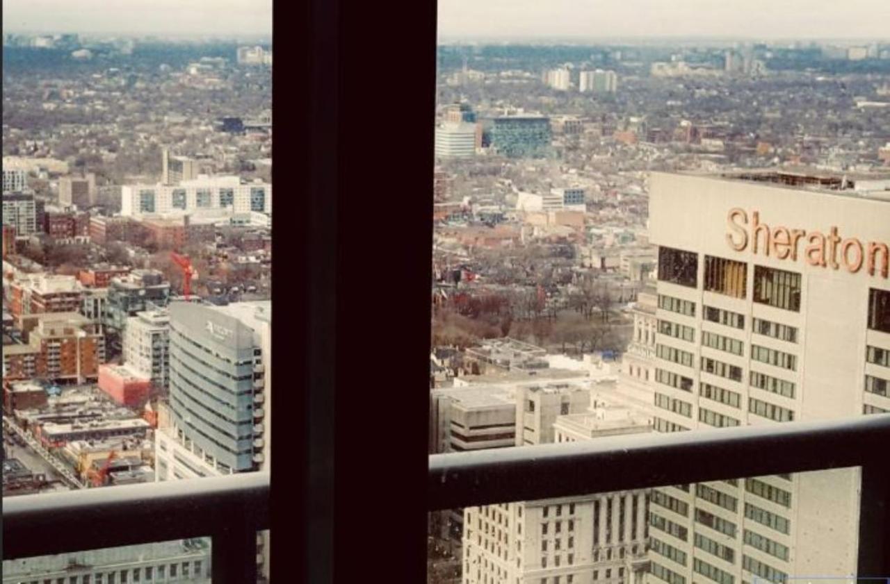 Temperance Skyview Suites By Sts * Toronto