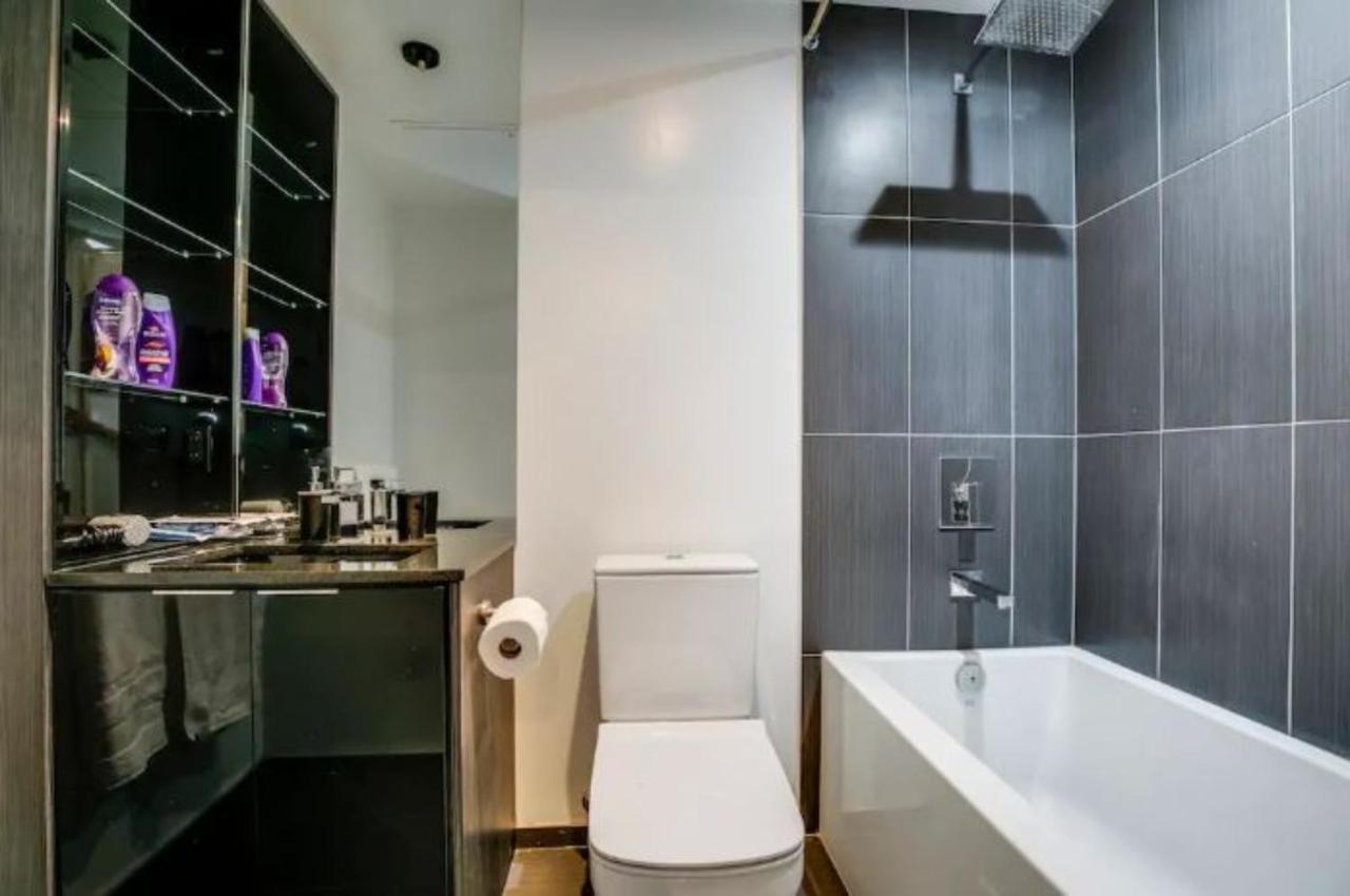 Temperance Skyview Suites By Sts