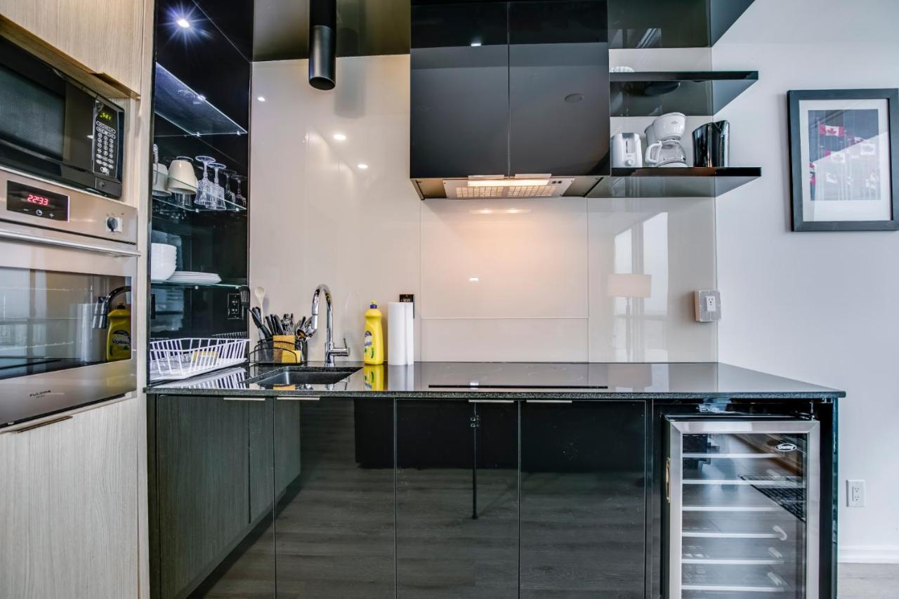 Apartment Temperance Skyview Suites By Sts Toronto