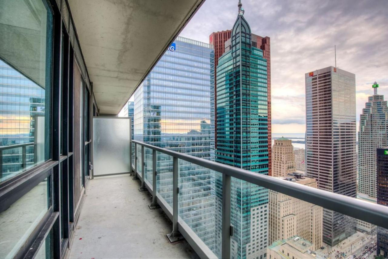 Temperance Skyview Suites By Sts Apartment