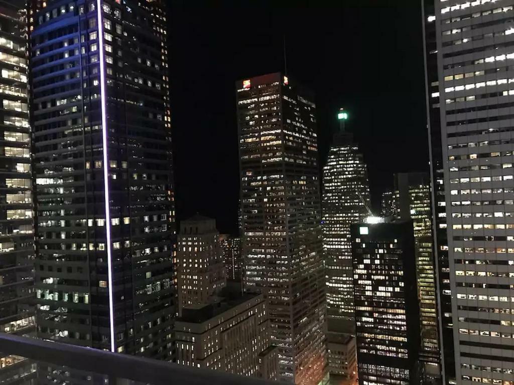 Temperance Skyview Suites By Sts Apartment