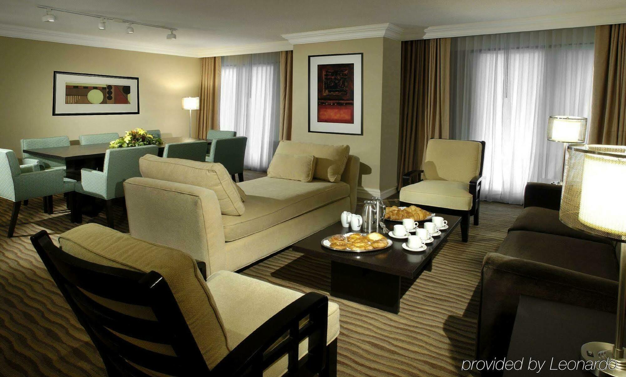 Chelsea 4* Toronto