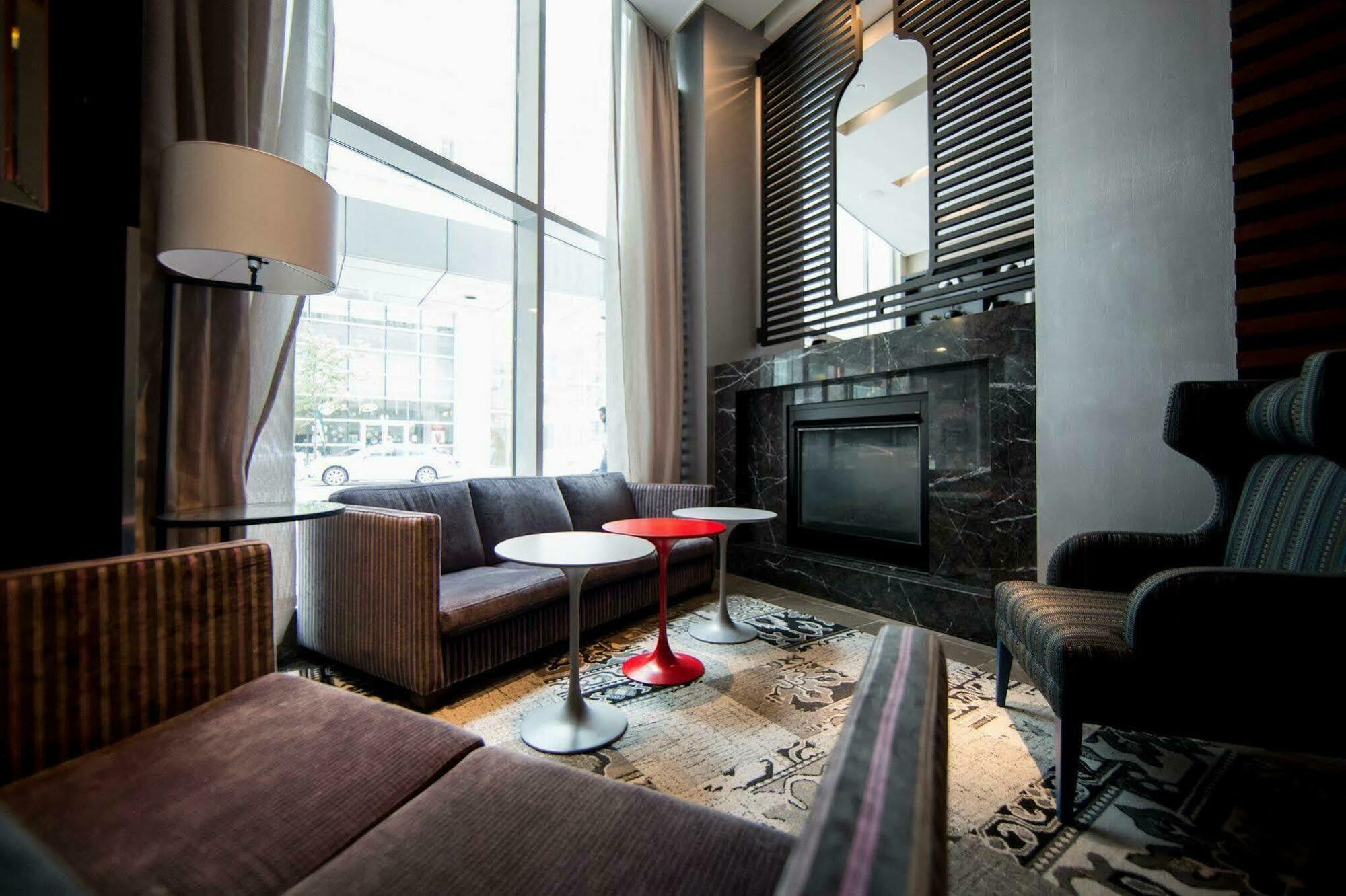 Hotel Pantages Centre 4*