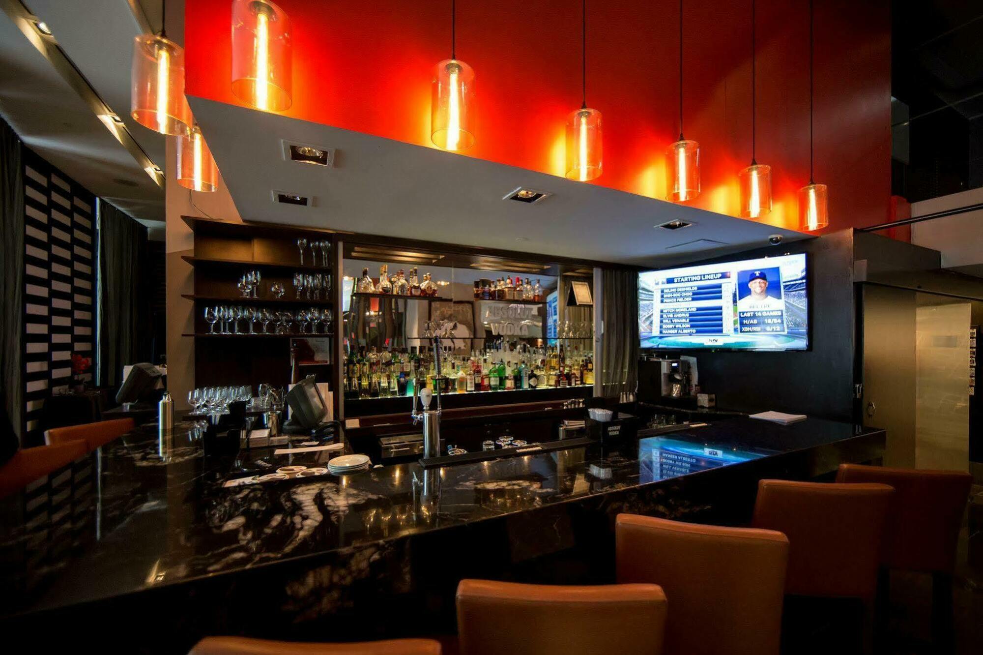 Hotel Pantages Centre 4*