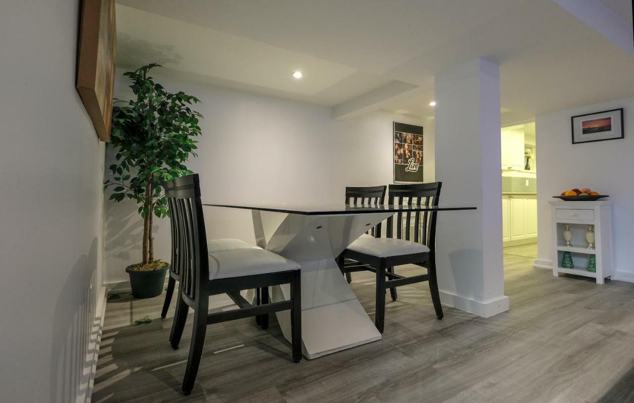 Holiday home The Woodbine Beach House Toronto