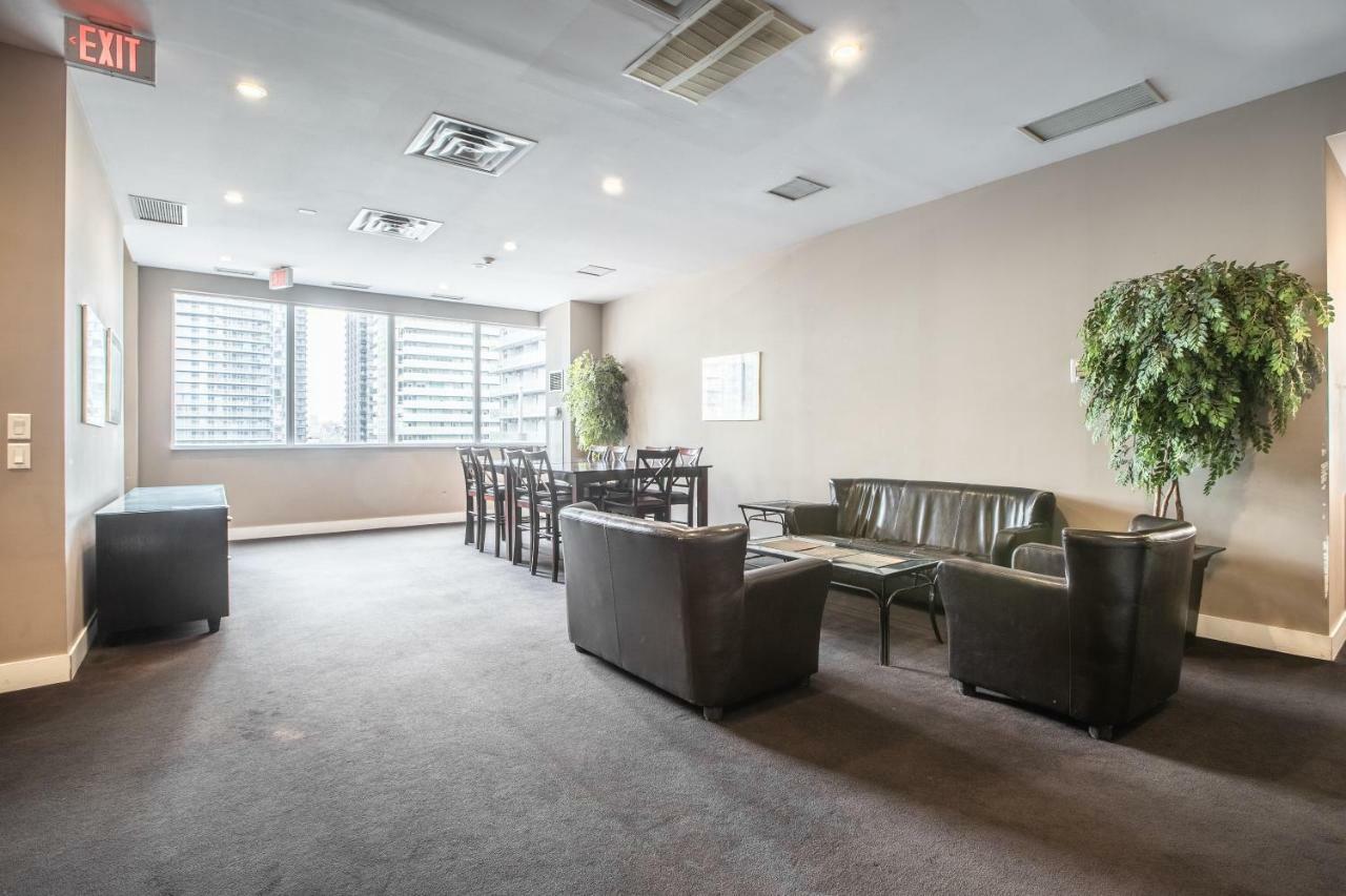 Aparthotel Aoc - Heart Of Downtown 3*