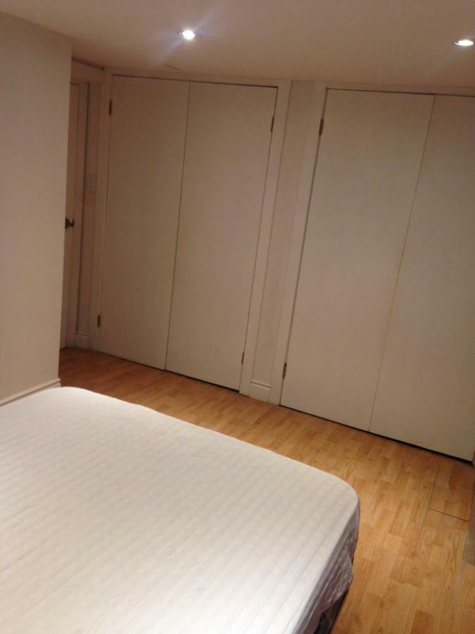 Oakwood Guest house Toronto