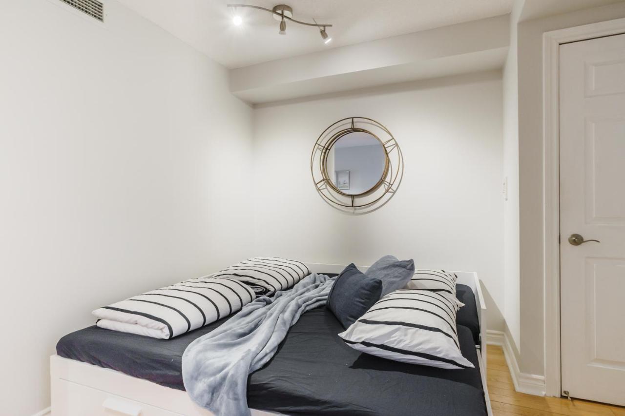 Aoc - Heart Of Downtown 3* Toronto