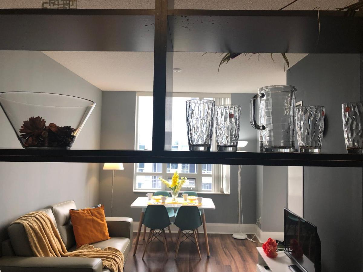 Kashaneh At Harrison Garden Apartment Toronto