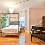Eclectic Victorian West House