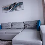 Classic Downtown Toronto Lakeview Condo With Free Parking