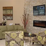 Comfort Inn East Scarborough