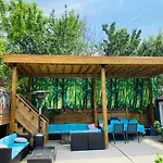 Lovely 3 Bedrooms Apartment Space Share Toronto