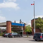Toronto East Inn