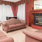 Toronto East Inn