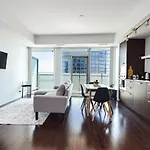 Minutes Walk To Scotiabank Arena,Tiff, Mtcc,Cn Tower Condo Downtown Toronto