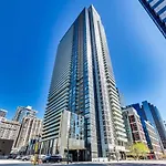 Modern Condo Cn Tower View Downtown With Parking