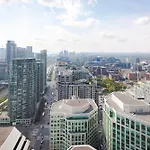 Perfectly Downtown With Free Parking