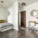Globalstay Elegant Downtown Apartments