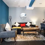 Kensington Boutique Suites