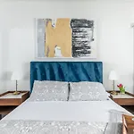 Stylish 1Br Condo - Cn Tower View, Entertainment District-Downtown