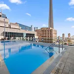 Designer 2Br + Study Condo, Ed - Cn Tower View