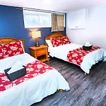 Cozy 3Br 2Bth Lower Unit, A Min To Hwy401, 404 & Dvp