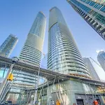 Comfort Opulence Suites Downtown High Floor Condo With Balcony City View