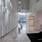 Comfort Opulence Suites Downtown High Floor Condo With Balcony City View