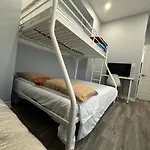 Apartment With Free Parking