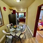Toronto Midtown 2Bedrooms Apartment