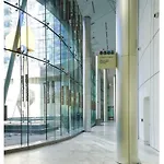 Downtown High Floor Condo Suites With Balcony