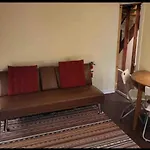 Cozy Downtown Private Rooms Near Ago