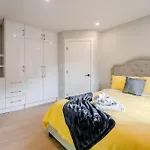 Beachside Luxury Retreat