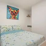 Cozy 2Br Close To Cn Tower & Harbourfront