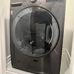 Upgraded Rooms With Bath 7-Min To Subway Near Downsview Rogers Stadium