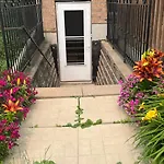 Spacious 2 Bedroom Guest Suite