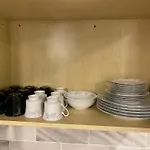 Beautiful Lower Level 2 Bedroom Aprt