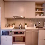 Modern Suite On Peter St - City View