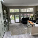 Double Bedroom On Up Or 3 Bedrooms In Basement Near Eglinton Subway Station