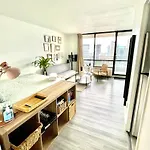 Toronto Bachelor Midtown