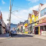 Great Kensington Market 2Br Apartment