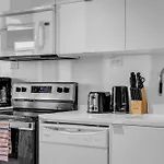 City Downtown Suites
