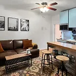 Cozy 2 Bedroom + 2 Bathroom