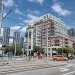 Downtown Toronto Condo, Free Indoor Parking With Amazing View