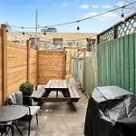 Historic Old Victorian With Deck And Parking