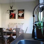 Lakepark Artsy 3 Bedroom Townhouse 1 Parking