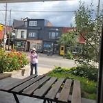Toronto Junction Hideaway