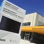 2-Bedroom Entire Suite In Toronto- Free Parking!