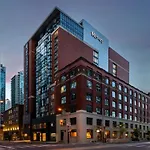 Revery Toronto Downtown, Curio Collection By Hilton